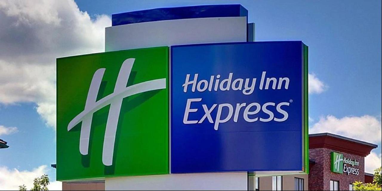 Holiday Inn Express & Suites - Dawsonville By Ihg Exterior photo